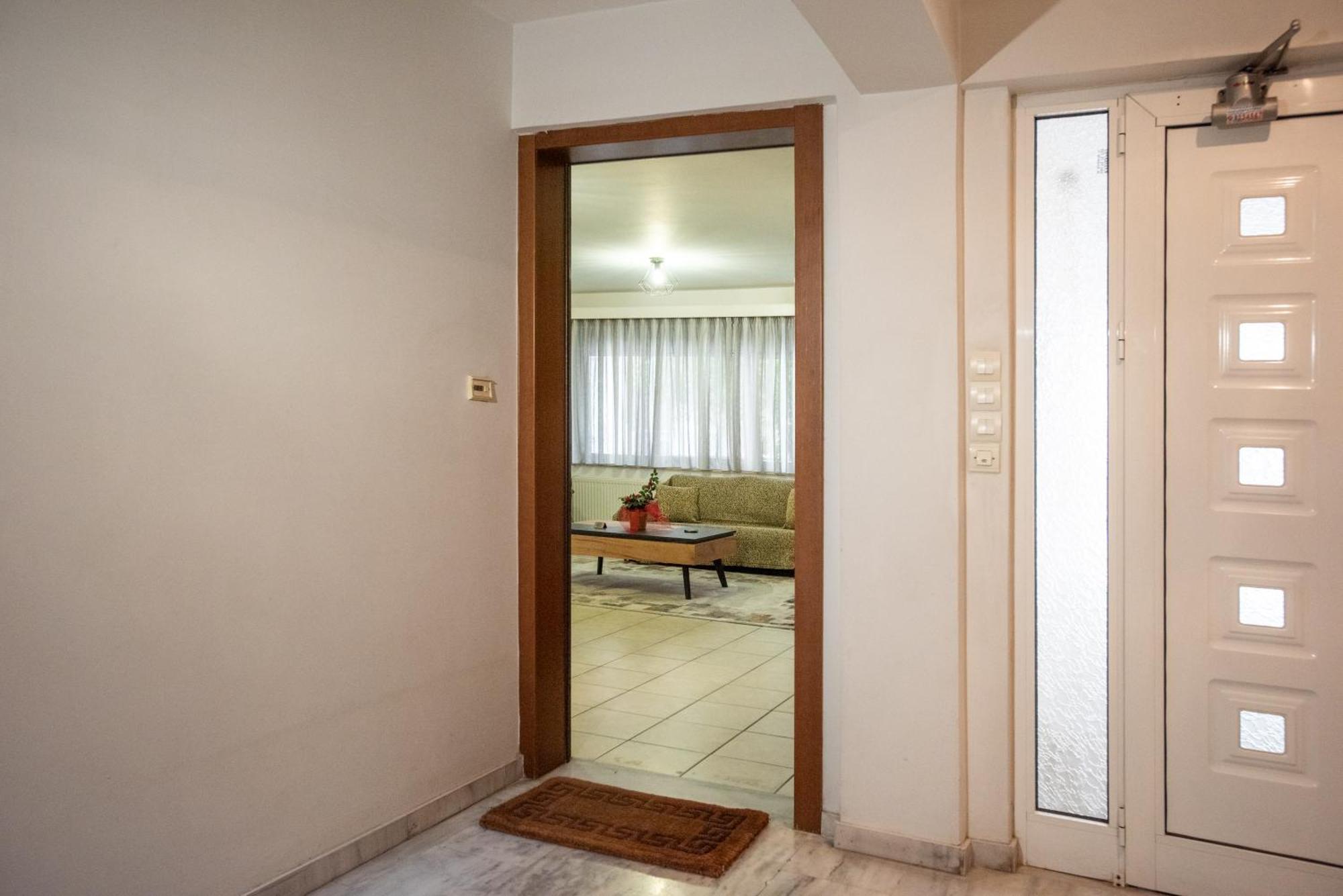 Kg Acropolis Escape Spa Apartment เอเธนส์ ภายนอก รูปภาพ
